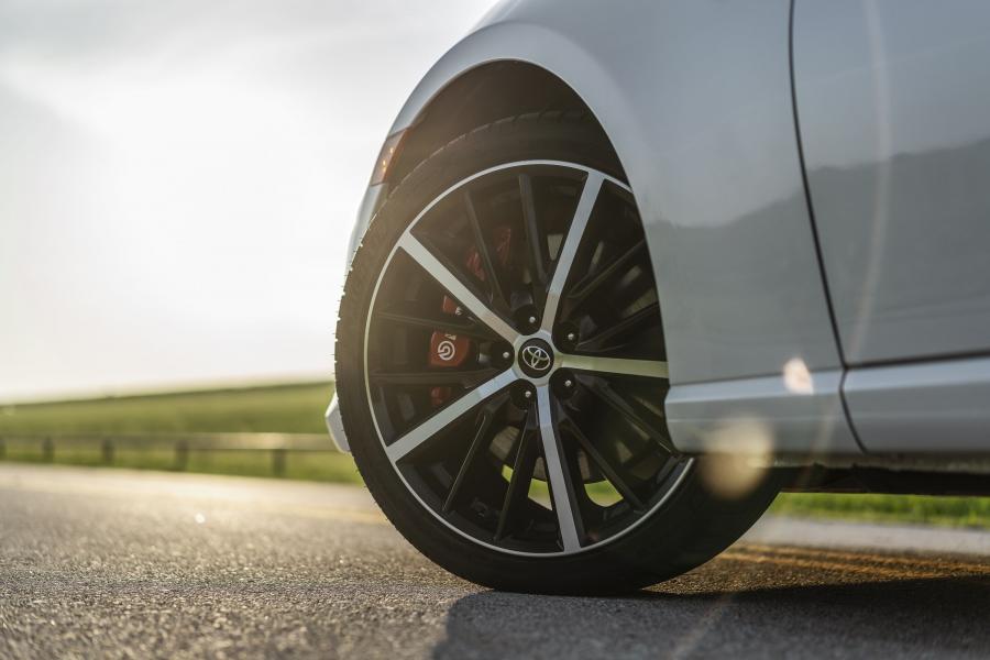 Колеса Toyota GT 86 TRD 2019 года  (NA) (фото 7 из 24)